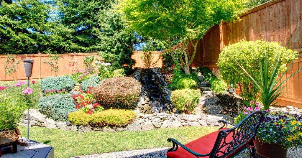 Small Backyard Landscaping Ideas 2024